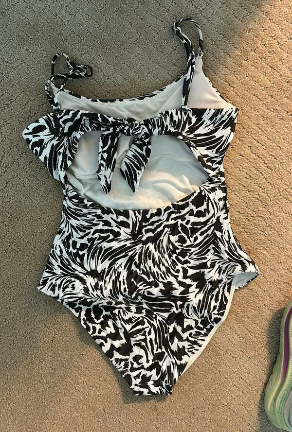 Aerie One Piece - Image 2