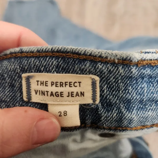 FLAWED Madewell Jeans Size 28 - Image 5