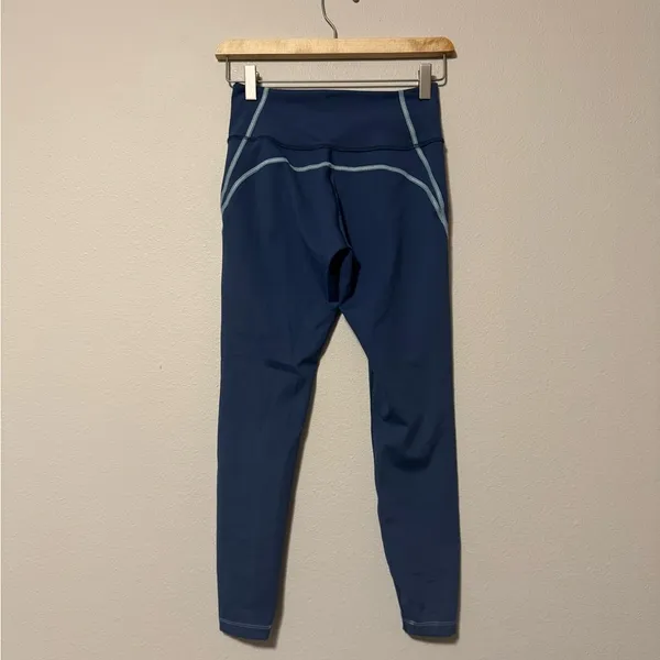 Peloton Navy leggings - Image 3