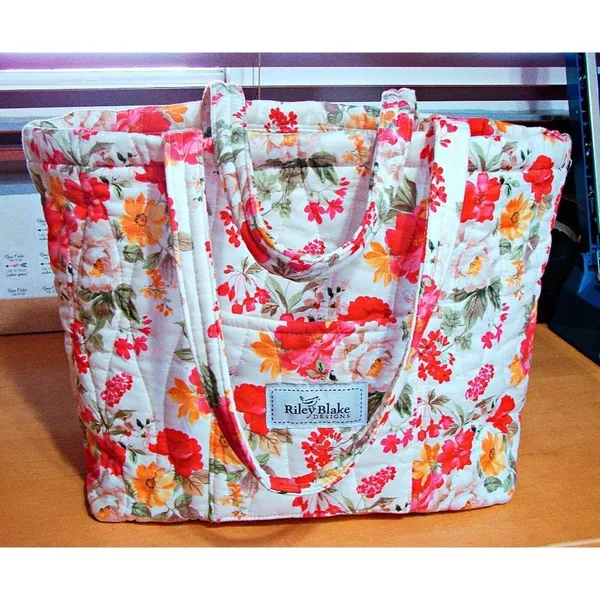 Riley Blake Designs Quilted Handmade Bright Floral - Image 5