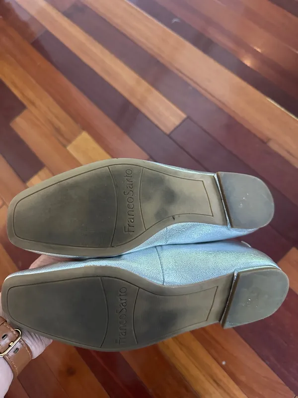 Franco Sarto Silver Slip On Flats Shoes Chic Stylish Everyday Comfort Size 5M - Image 5