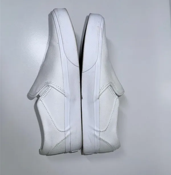 Vans Asher Slip On Classic Sneakers True White Canvas - Image 7