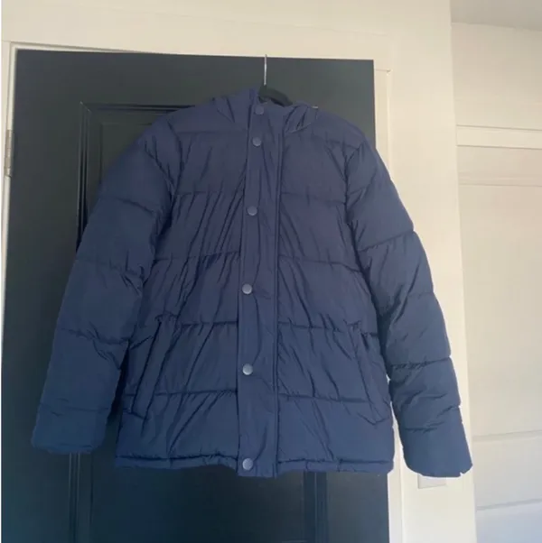 Amazon Blue navy puffer jacket - Image 5