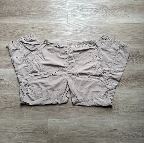 Women’s H&M Cargo Pants - Image 4