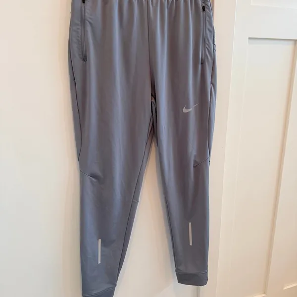 Nike Dri Fit Women's Gray Running Joggers Elastic Waist Draw Strings Size Medium - Image 3