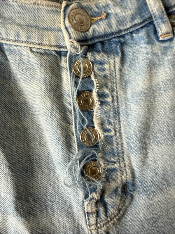 American Eagle women’s jeans 90s boyfriend 14 short - Image 8