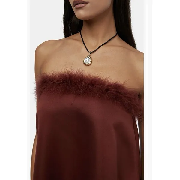 we wore what faux‎ fur strapless satin dress Size 6 - Image 3
