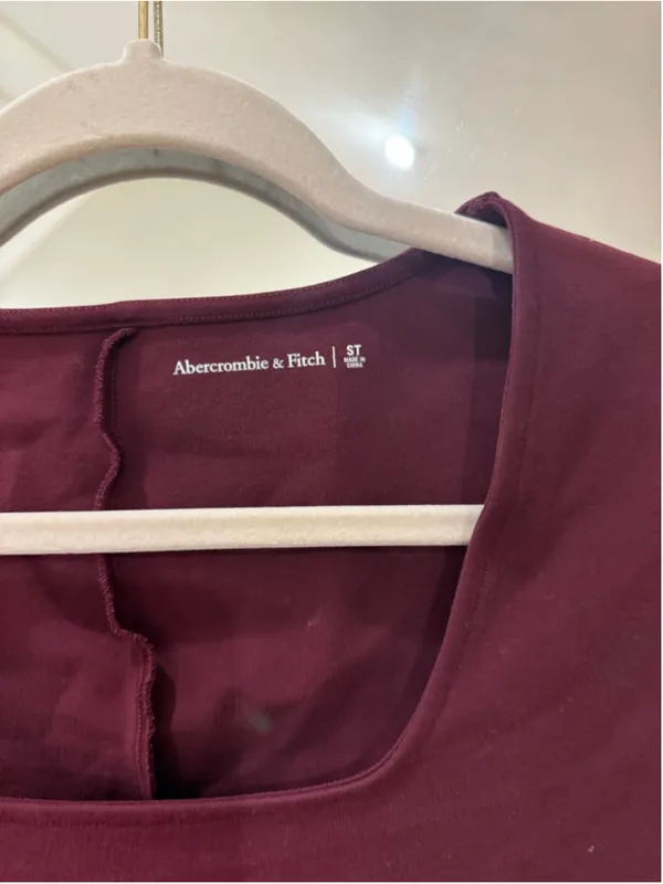 Women's Abercrombie & Fitch Burgundy Long Sleeve Mini Dress Size S - Image 2
