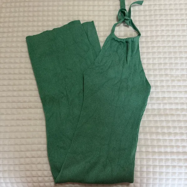 Beginning Boutique Green Ribbed Midi Dress - Image 3
