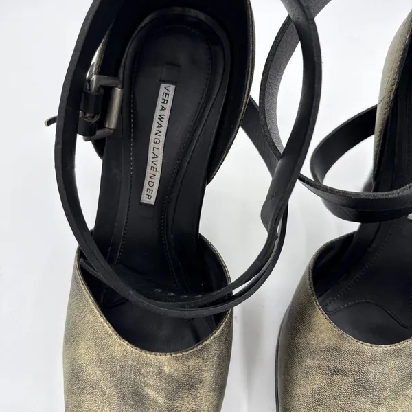 Vera Wang Lavender Metallic & Black Leather Strappy Heel Sandals Size 8.5 - Image 4