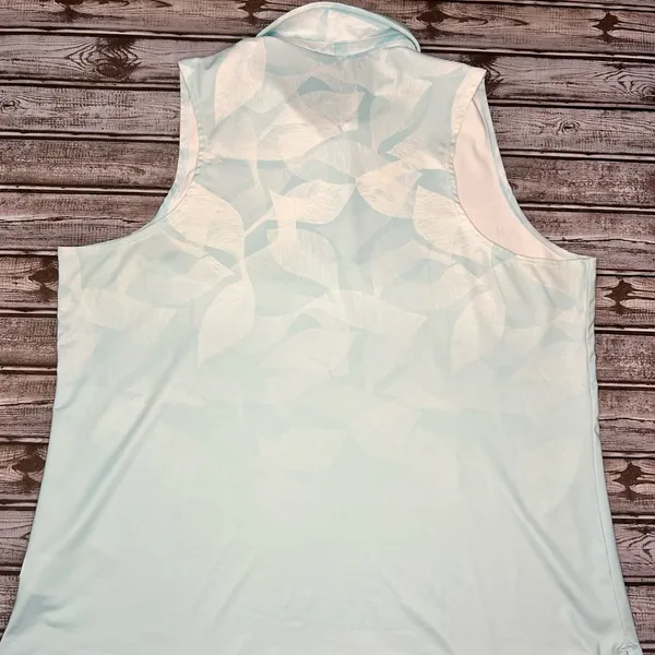 Nike Dri-FIT Blue Woman’s Golf Sleeveless Tank - Image 5