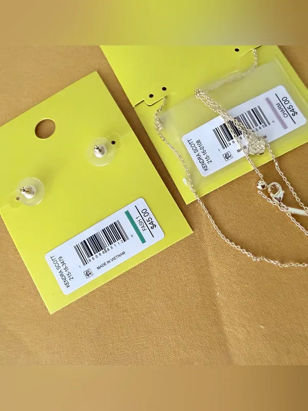 Kendra Scott Hockey Stick Pendant Necklace and Earrings Gold/Silver Matching Set - Image 6