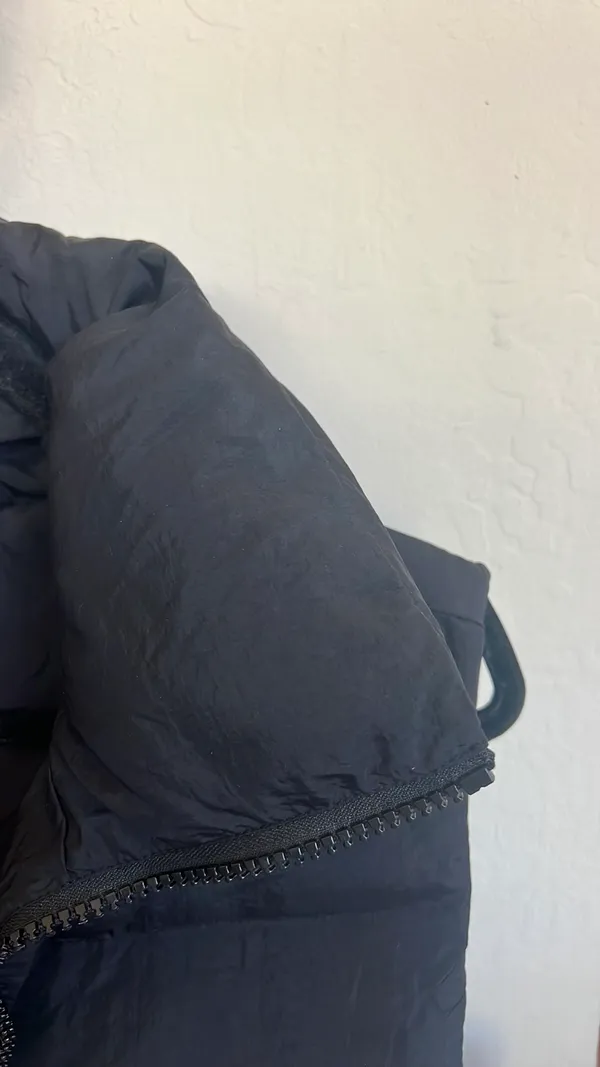 Amazon Cropped Puffer Vest - Image 6