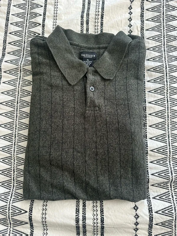 Van Heusen Men’s Long Sleeve dark green XL - Image 2