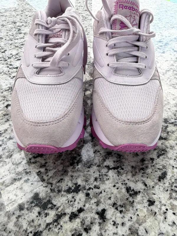 Cardi B Reebok sneakers - Image 3