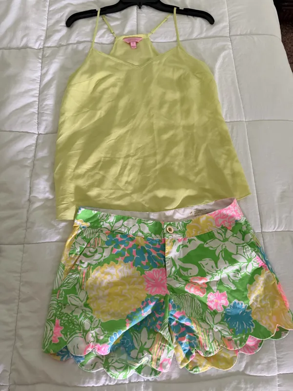 Lululemon shorts & neon yellow top - Image 2