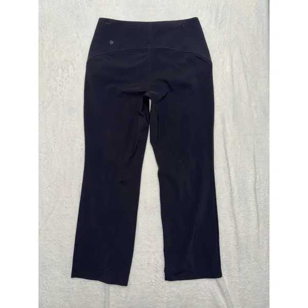 Lululemon Women's On the Move Pant Black Mid Rise Travel Size 8 - Image 5