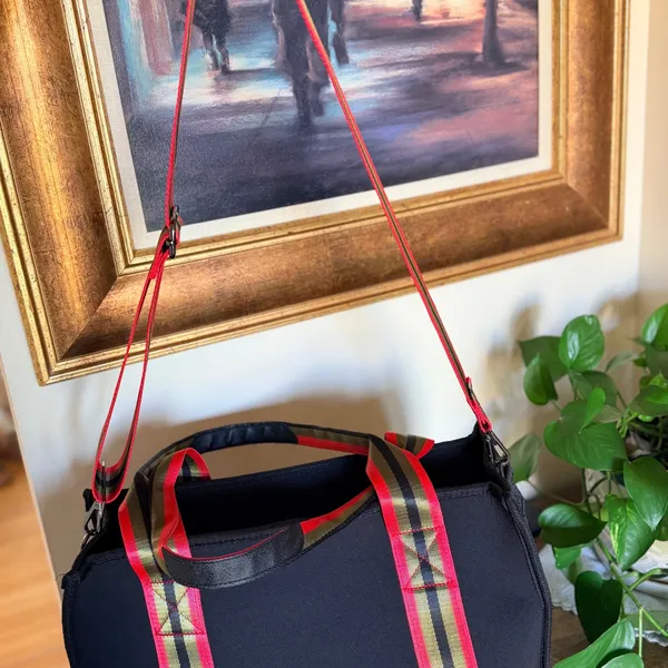 Haute Shore Neoprene Tote Black Red Olive Structured Shoulder Bag Wristlet New‎ - Image 3