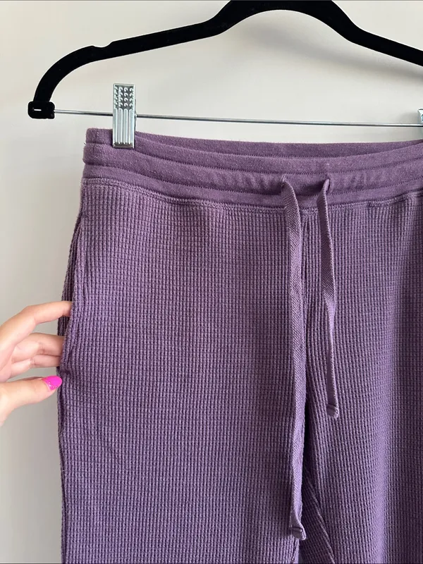 Aritzia TNA waffle purple sweatpants Size XS - Image 2