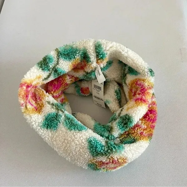 Jenni Fluffy Sherpa Fleece Infinity Scarf Beige Floral New - Image 2