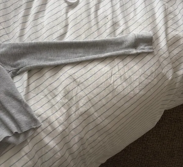 Wild Fable Crop Top Long Sleeve Grey - Image 2
