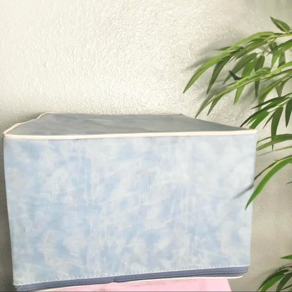 Vintage Blue Travel Box Luggage Hat Box Carry On Case Retro Square Suitcase MCM Lady Love Brass Hardware Approx 14” wide x 11.5” Long x 7” Deep - Image 4