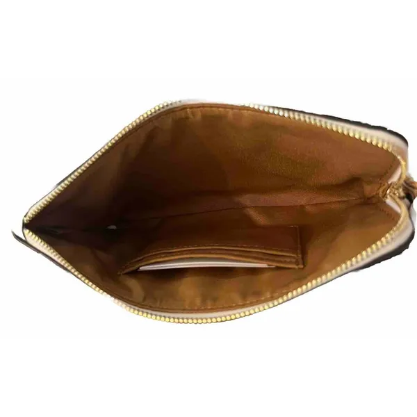 Coach New York Large Corner Zip Wristlet White Leather Gold Hardware NWT - Image 3