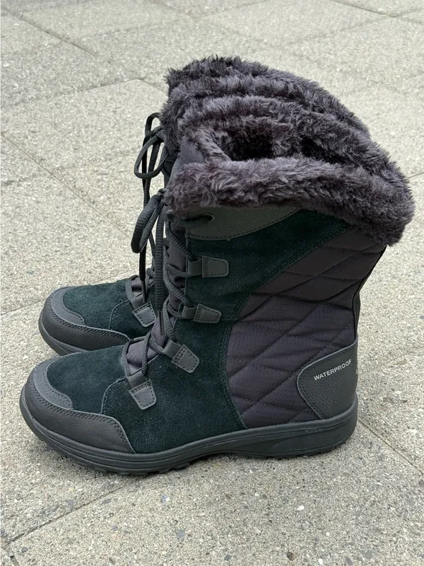 Columbia Women's Ice Maiden II Boots • Sz 9.5 - Image 3