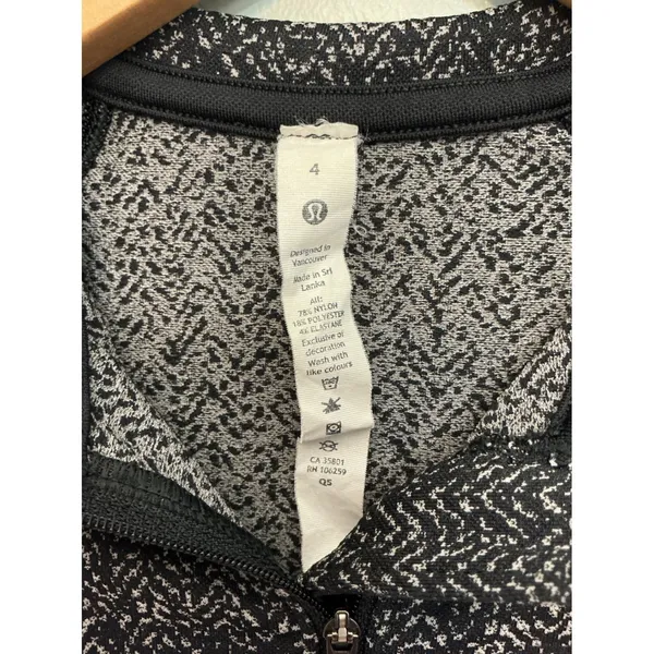 Lululemon Rest Less 1/4 Zip Pullover Black White Herringbone Size 4 Thumbholes - Image 6