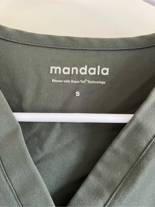 Mandala Women's Olive Green V-Neck Scrub Top & Jogger Pants - Image 3