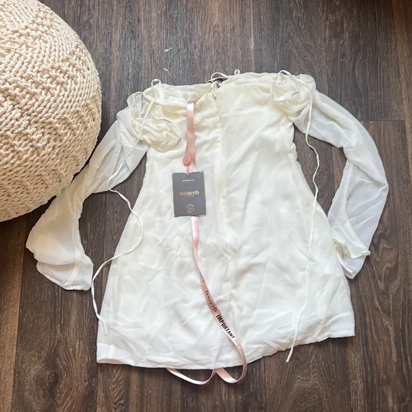 House of CB BABY DOLL DRESS IN IVORY - Image 4