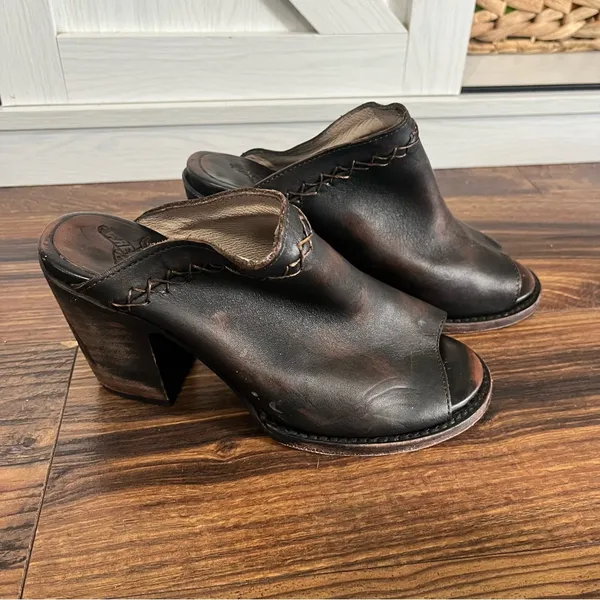 Freebird Bambi / Leather Peep Toe Mule / Heeled Sandal / 7 - Image 2