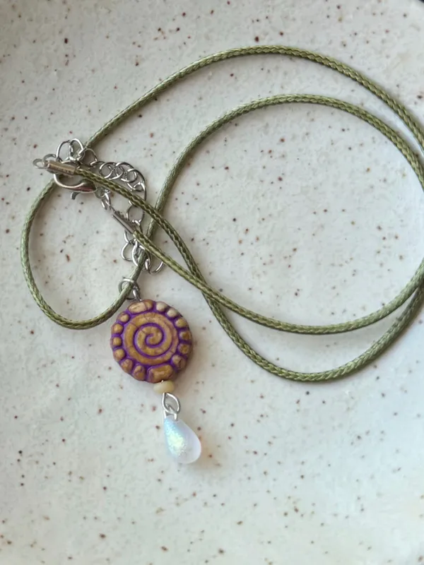 Handmade quality Czech glass swirl bead fairy boho vintage retro funky style necklace🌿✨ - Image 4