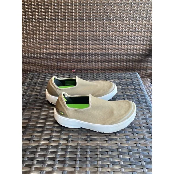 Oofos sneakers womens size 7 Brown - Image 3