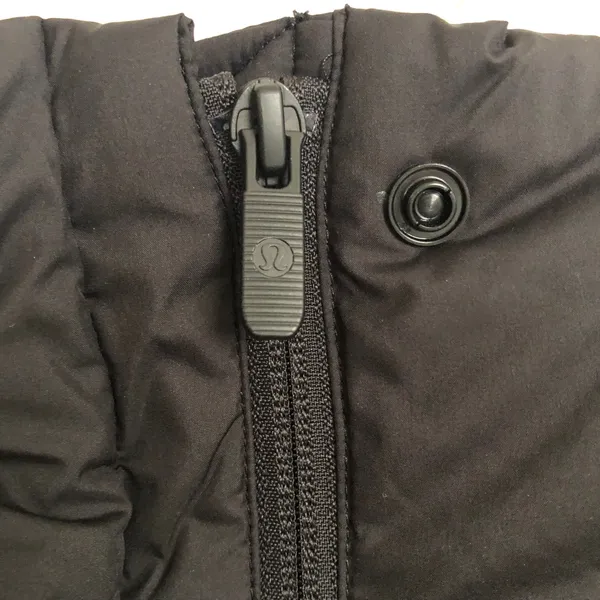 Lululemon Wunder Puff Cropped Vest Black Size 4 - Image 4
