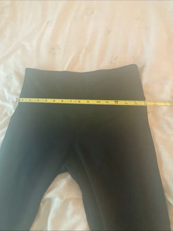 Champion Black Capri Leggings - Image 12