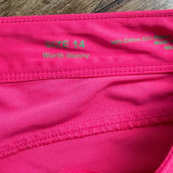 Lilly Pulitzer Worth Skinny Magenta pants size 14 - Image 4