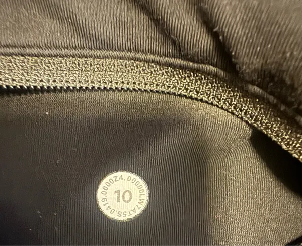 Lululemon Run Times Shorts 4" - Image 10