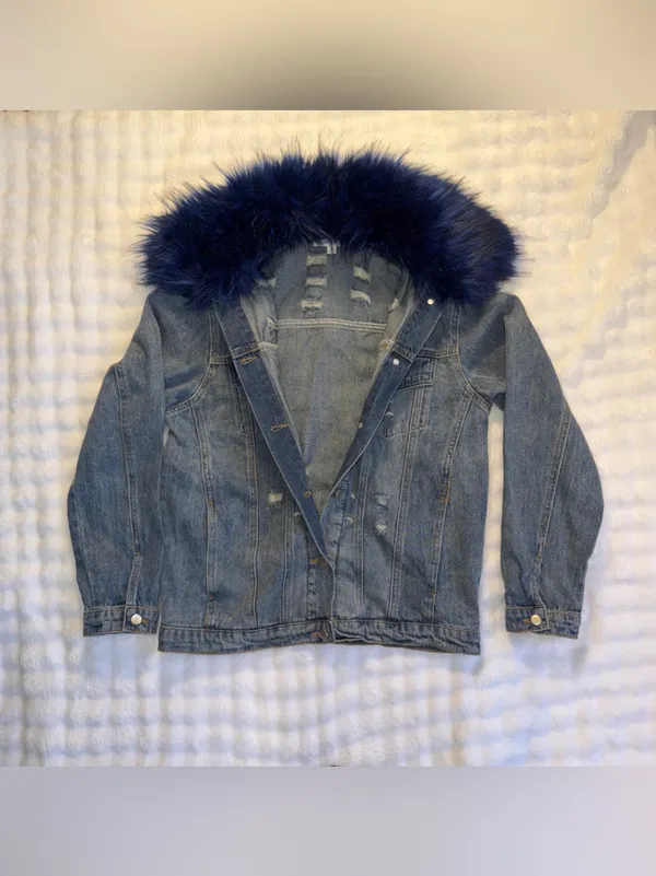HONEY PUNCH Women’s Denim Acid Wash Jacket Removable Blue Faux Fur Collar Size S - Image 5