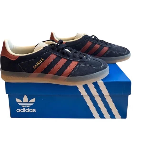 Adidas Gazelle Indoor "Legend Ink" Men's Running Sneakers Size 9 Black Red NWB - Image 4