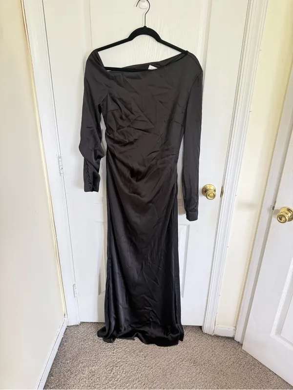 Meshki NEW Avery Elegant Black Long Sleeve Evening Dress - Image 3