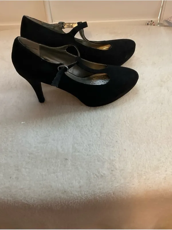 Worthington Black Mary Jane Heels with Ankle Strap - Image 5