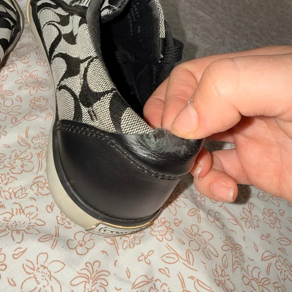 Coach Barret Women's Shoes - Image 4