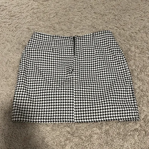 Princess Polly skirt xxs - Image 3