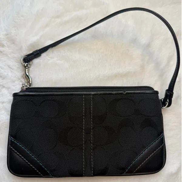 y2k Coach Vintage Leatherware Black Soho Wristlet - Image 2
