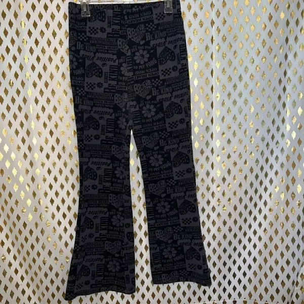Fabletics leggings and flared pants bundle set size L ￼ - Image 12