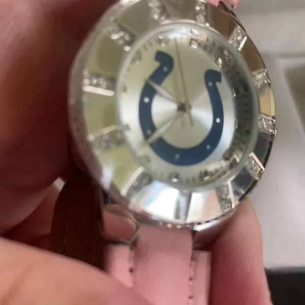 New Indinapolis colts pink watch adjustable with crystal face points - Image 7