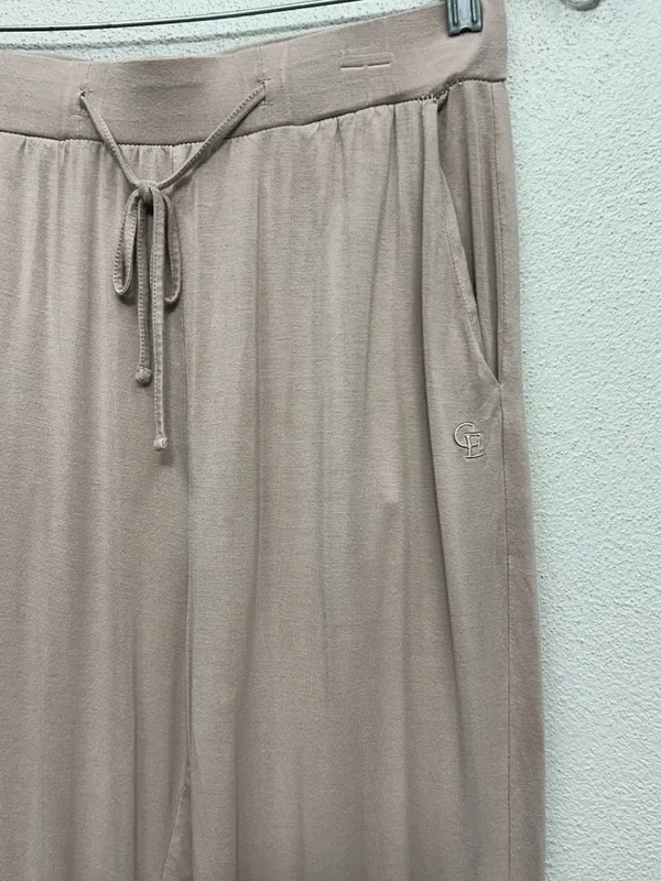 Cozy Earth Women’s Bamboo Pajama Set XS/ Small Short Sleeve Shirt Long Pant READ - Image 10