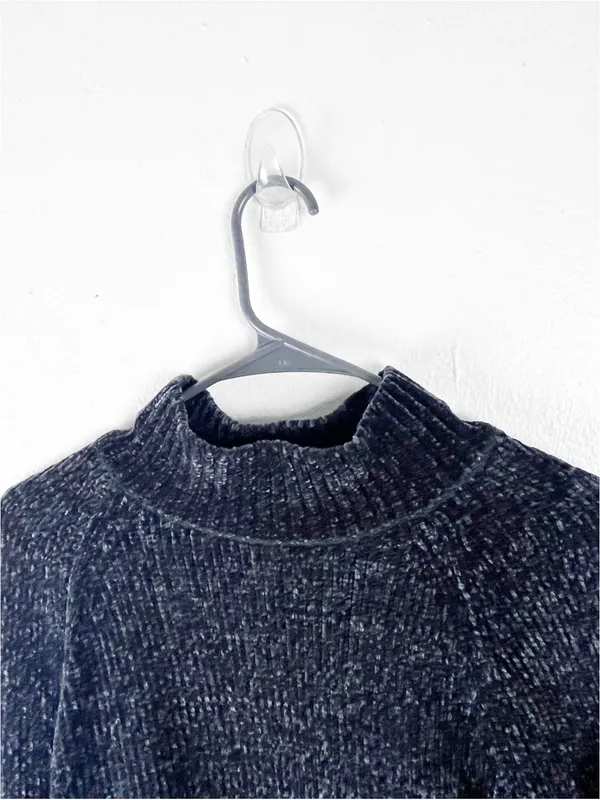 LOFT Black Wash Chenille Mock Neck Long Sleeves Sweater Size Large Cozy Casual - Image 6