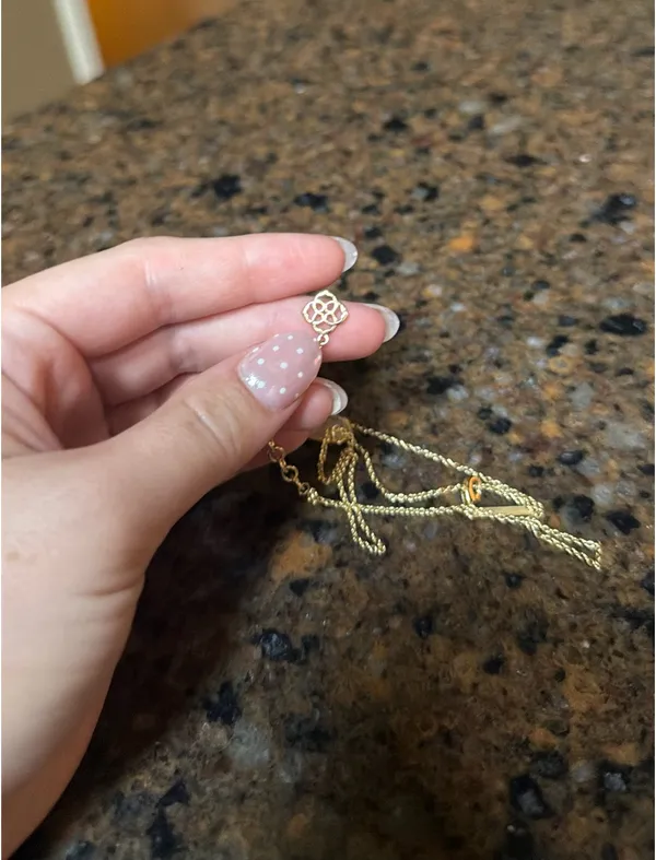 Kendra Scott Necklace Gold - Image 5